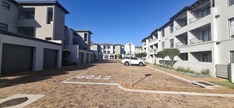 To Let 2 Bedroom Property for Rent in Brackenfell South Western Cape
